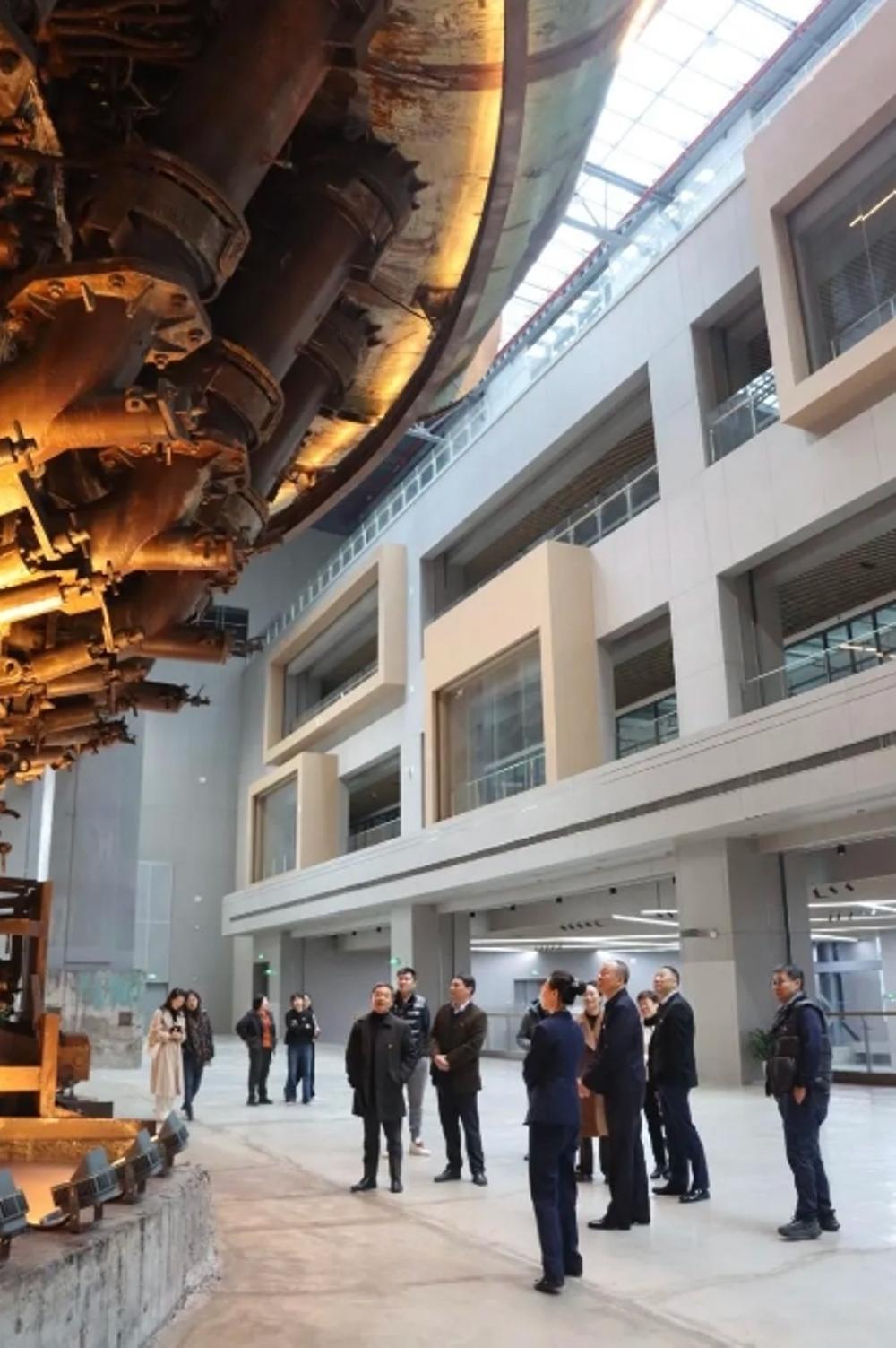 5557de41-7aa8-4141-a939-67b856bd0d8f