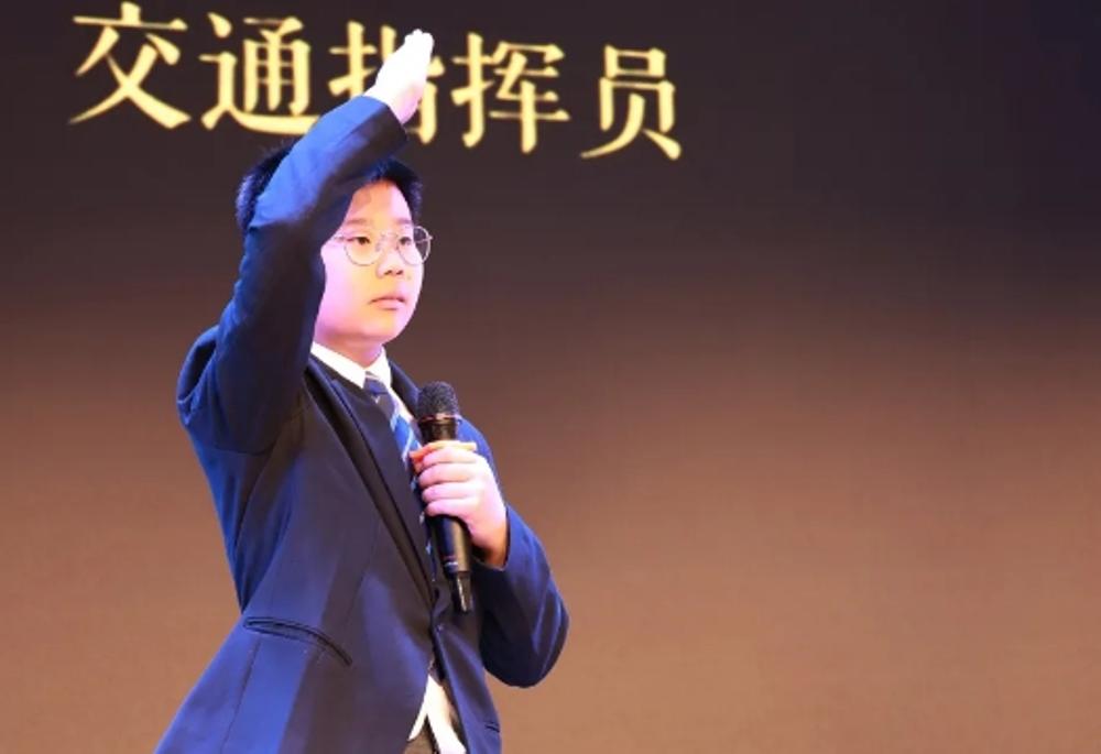 9892a9a4-b3f9-44a4-bcd0-225e52ce598d 9892a9a4-b3f9-44a4-bcd0-225e52ce598d