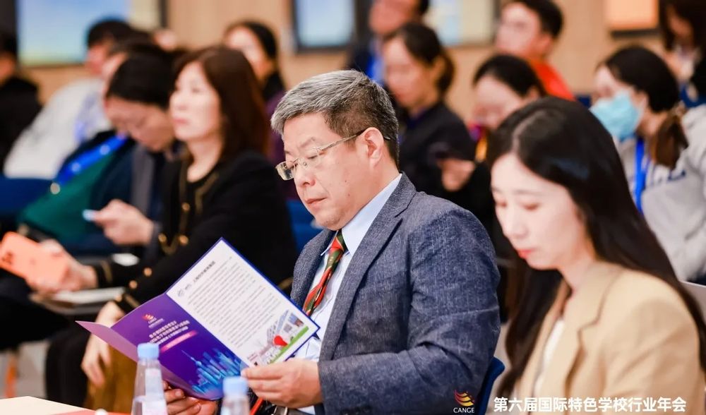 39b10c0c-f032-4a57-809d-af66d9b2765e 39b10c0c-f032-4a57-809d-af66d9b2765e