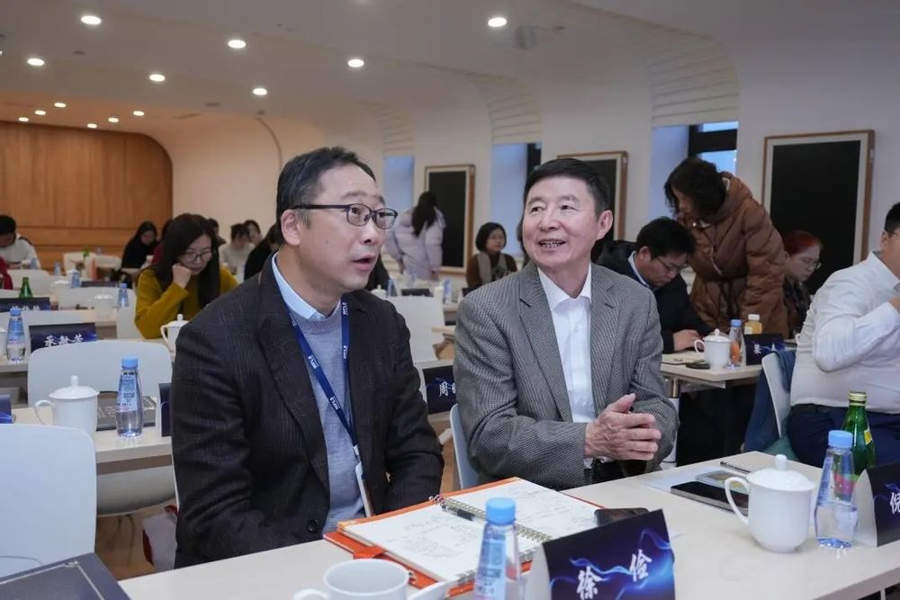 86c72670-7882-4a8e-b013-5039c7d2c58d 86c72670-7882-4a8e-b013-5039c7d2c58d