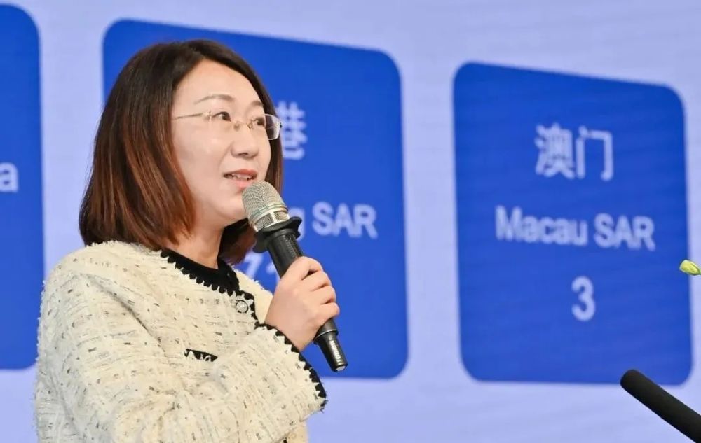 439446ce-cee4-4962-8391-c3605843b70e