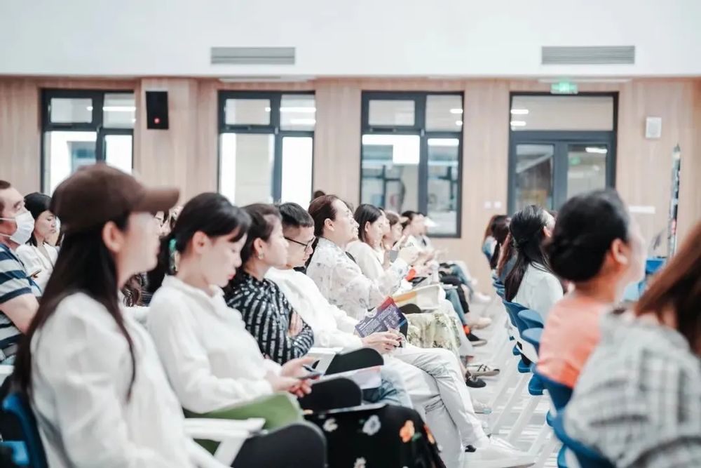 eeddfbb2-046f-4d84-9213-a19ae0c304cb