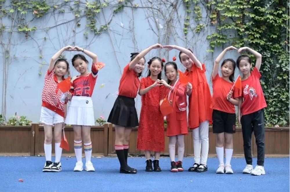 81dcab13-c0f6-4b08-bc17-f6f2a10d5cfa