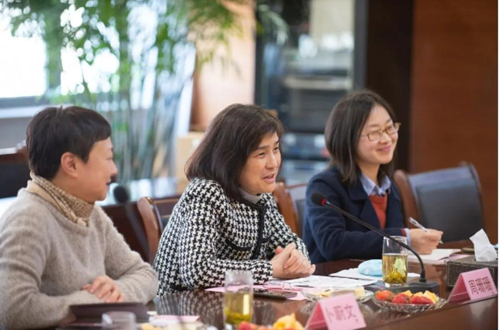 3c28279a-a9ad-495a-a5f4-491e498f1b3d