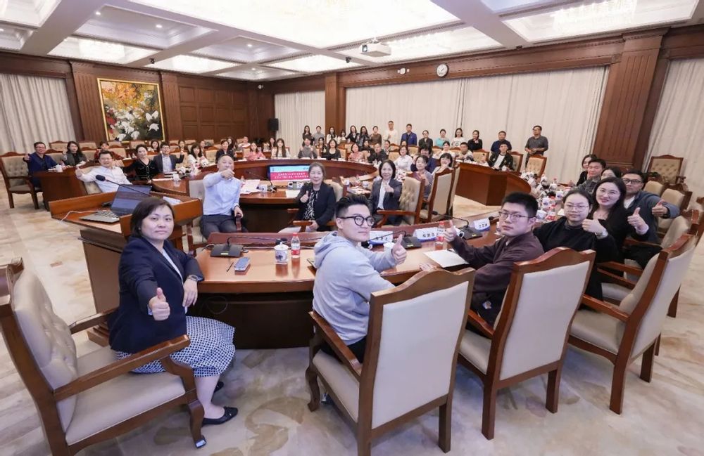 2a0d5349-23e5-4e67-ab8e-07b545a2b3c4 2a0d5349-23e5-4e67-ab8e-07b545a2b3c4