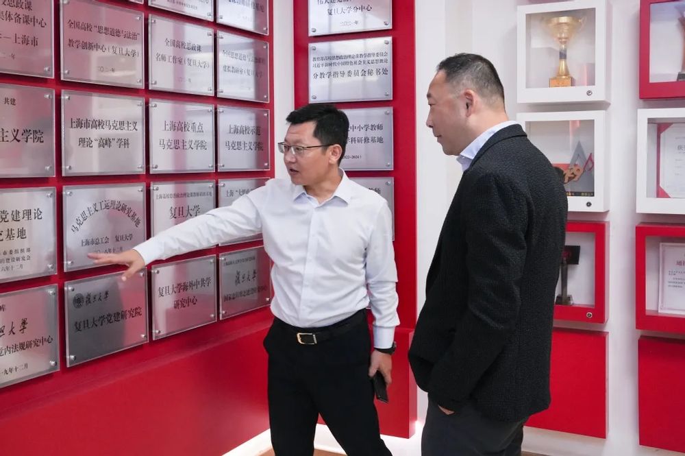 e15a3fb0-51a4-4de2-8b4a-211794b91b99 e15a3fb0-51a4-4de2-8b4a-211794b91b99