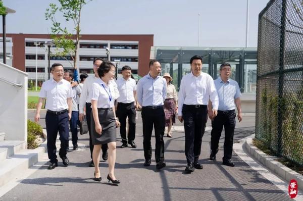 08e1c771-6913-48a8-8a6c-d9ffe5787e94 08e1c771-6913-48a8-8a6c-d9ffe5787e94