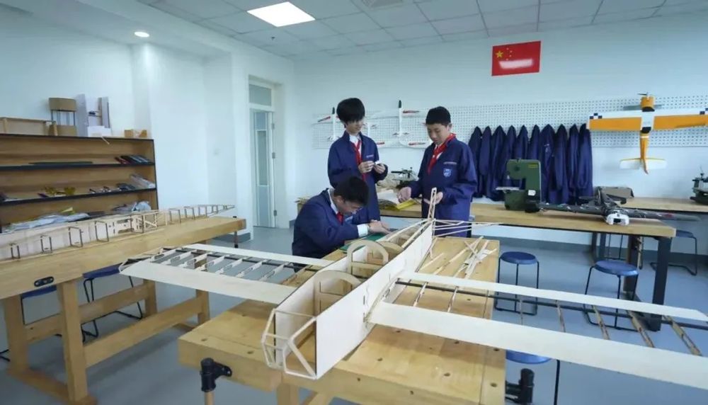 455ab22c-2c52-4af5-b738-dfcb3ced93ab 455ab22c-2c52-4af5-b738-dfcb3ced93ab