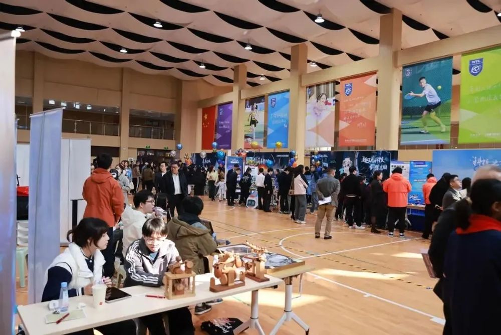 a428dfed-db79-4302-992d-ead4b7cc78a8 a428dfed-db79-4302-992d-ead4b7cc78a8