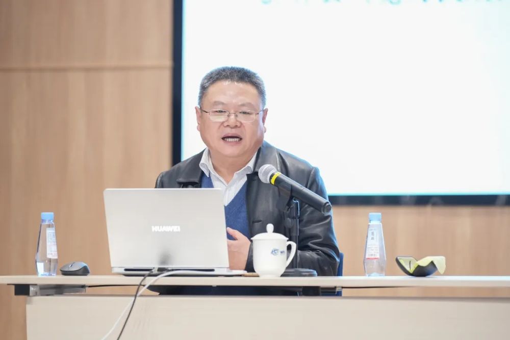 5e7ff454-1123-4c07-aea1-2bde7caada3a 5e7ff454-1123-4c07-aea1-2bde7caada3a