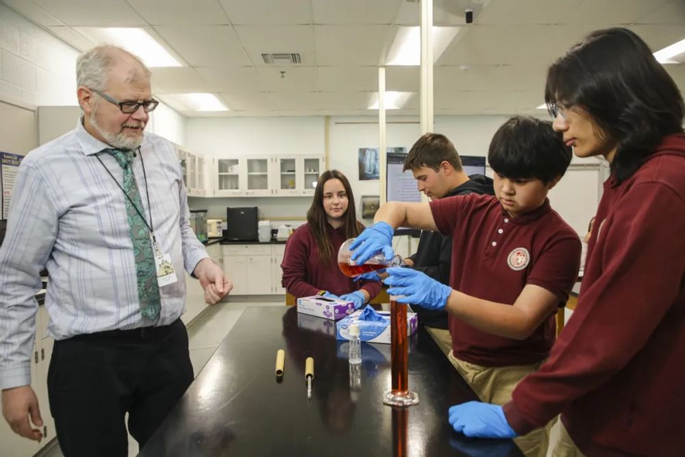 720ed01f-106d-47e9-9b83-0c793dd6d4bc