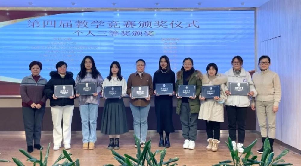 fd3bbf9c-ae80-49b6-8a02-bf5e9d569c63 fd3bbf9c-ae80-49b6-8a02-bf5e9d569c63