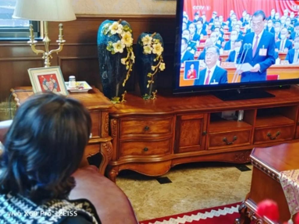 e3afeaa6-6a30-4ce7-ad6e-b932378bd1e2 e3afeaa6-6a30-4ce7-ad6e-b932378bd1e2