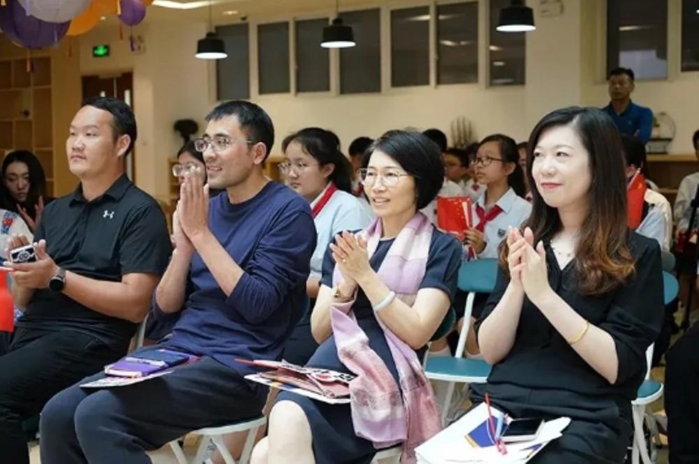 ed4e2fac-2eff-4e5b-9f28-b1b7b7205f63 ed4e2fac-2eff-4e5b-9f28-b1b7b7205f63