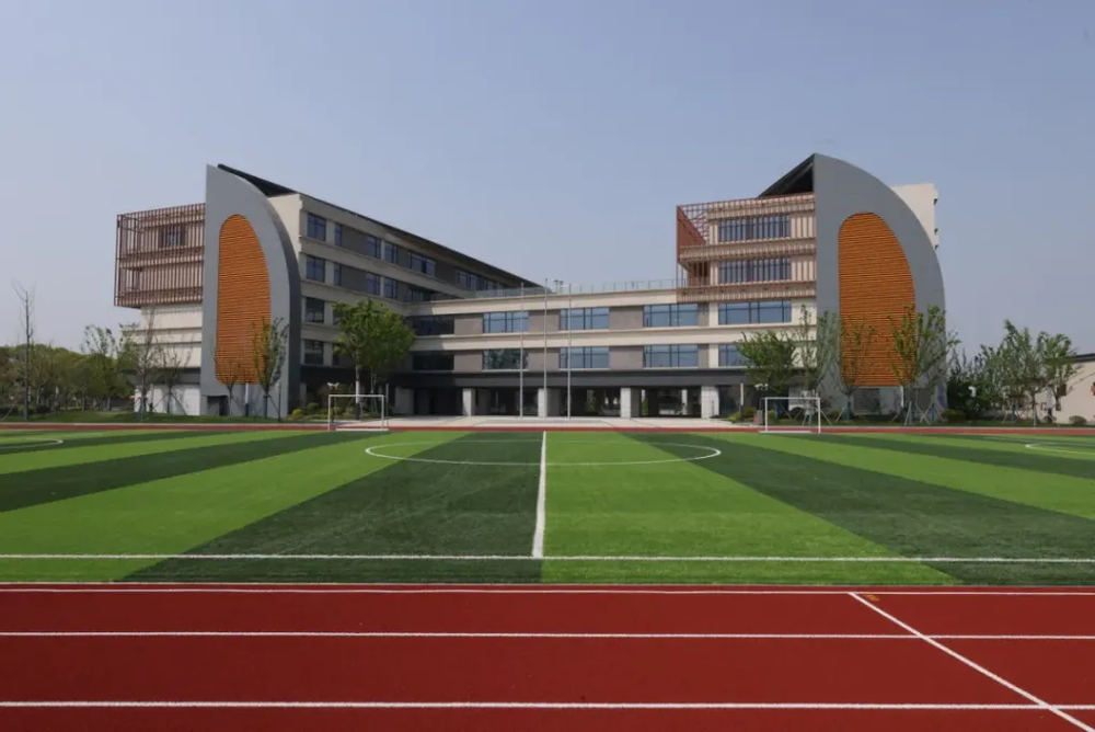 ��ӿ���ţ����Ϻ��������ٲ�cbin99ѧУ��ӭ���������������к���ɫ����